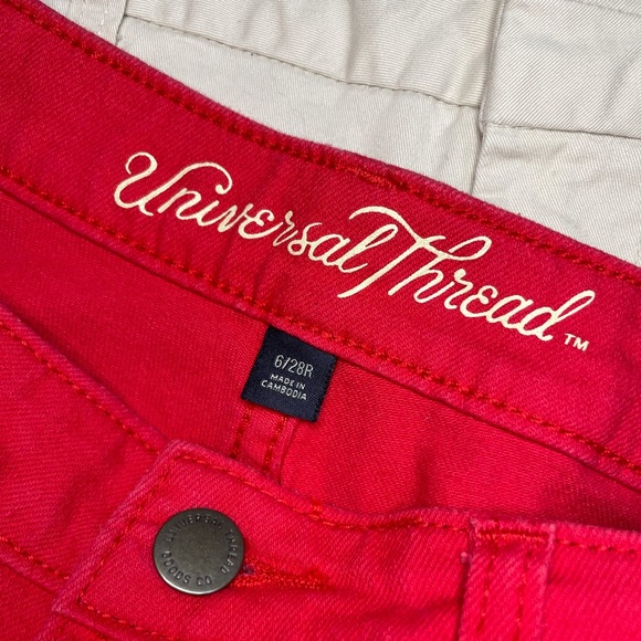 Universal Thread - High Rise Jean Shortie 6/28 R - Picture 1 of 3